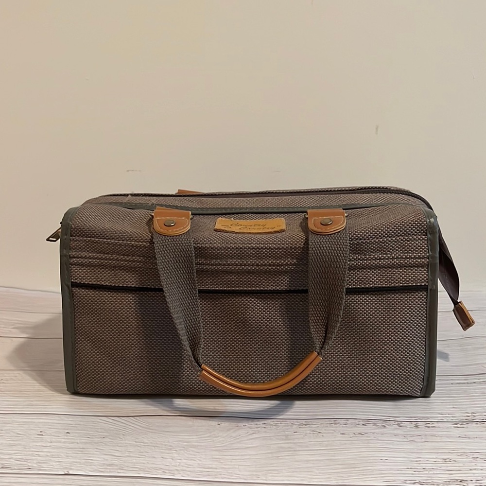 TRAVEL BAG